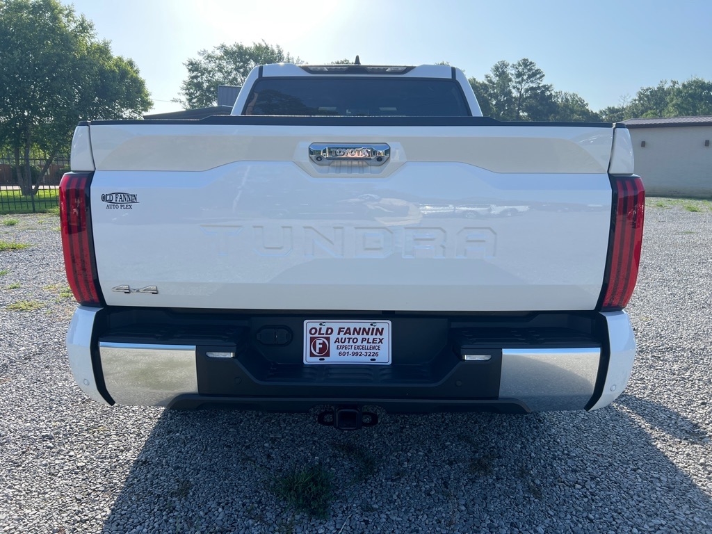Toyota Tundra  2025 Toyota Tundra  2025