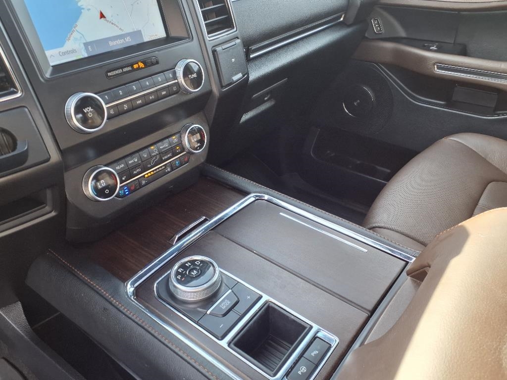 Ford Expedition  2020