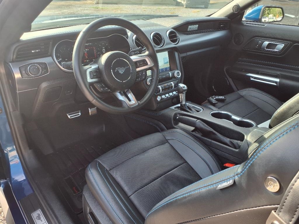 Ford Mustang  2022 Ford Mustang  2022