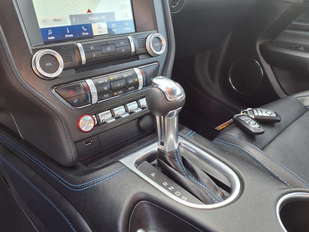 Ford Mustang  2022 Ford Mustang  2022