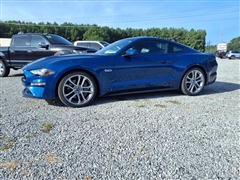 2022 Ford Mustang  2022 Ford Mustang