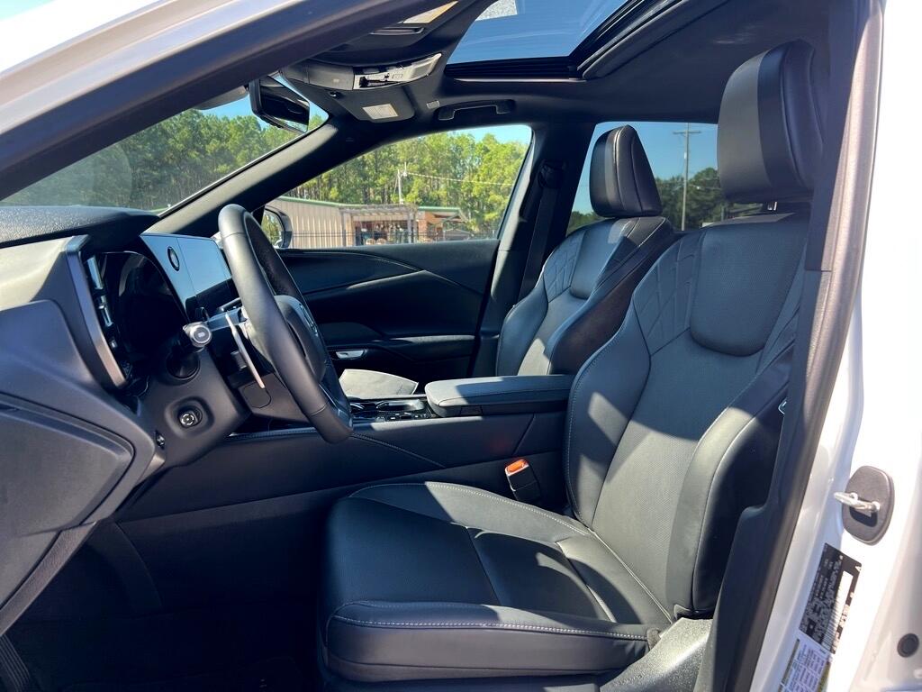 Lexus RX  2024