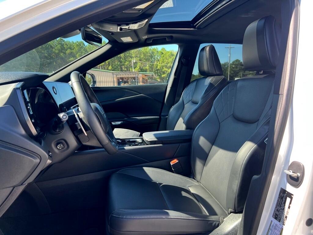 Lexus RX  2024