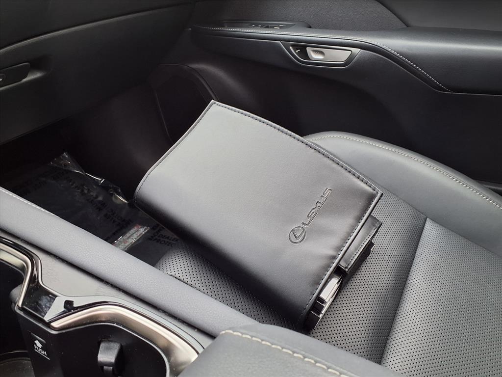 2024 Lexus RX 350 - Photo 13