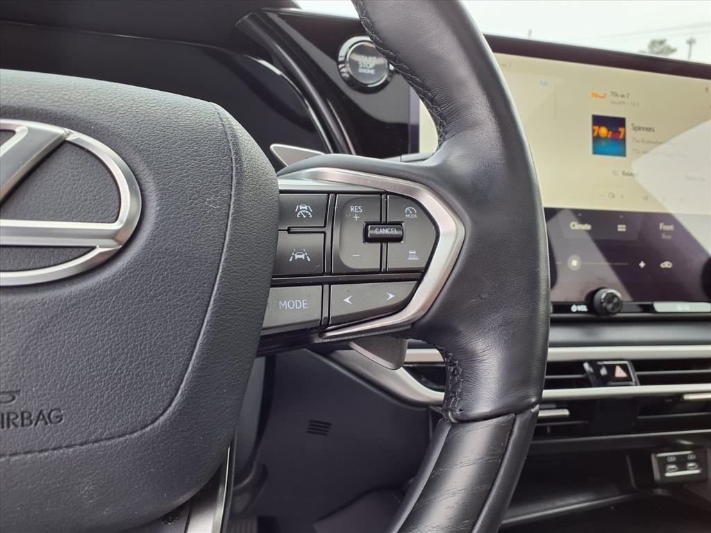 Lexus RX  2024