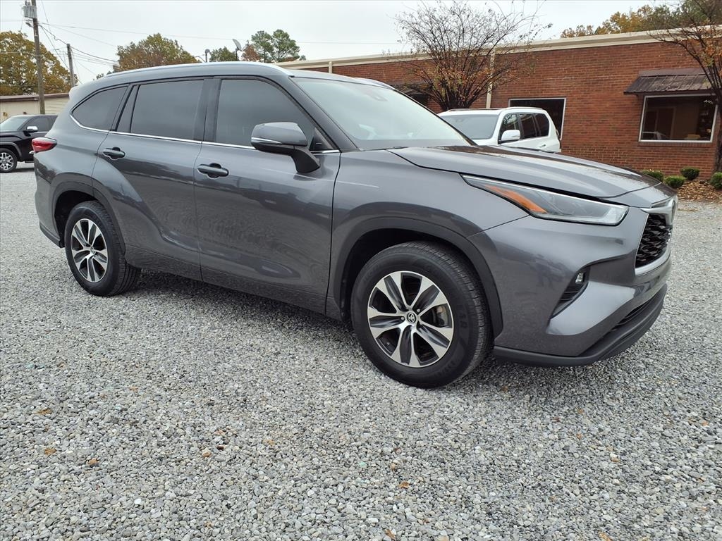 Toyota Highlander  2021