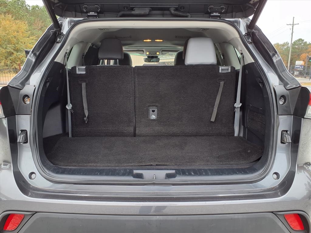 Toyota Highlander  2021