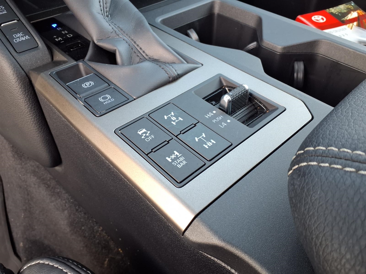 Toyota Land Cruiser  2025