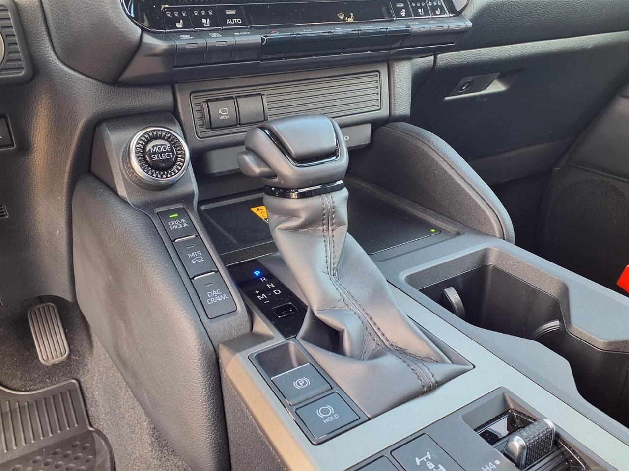 Toyota Land Cruiser  2025