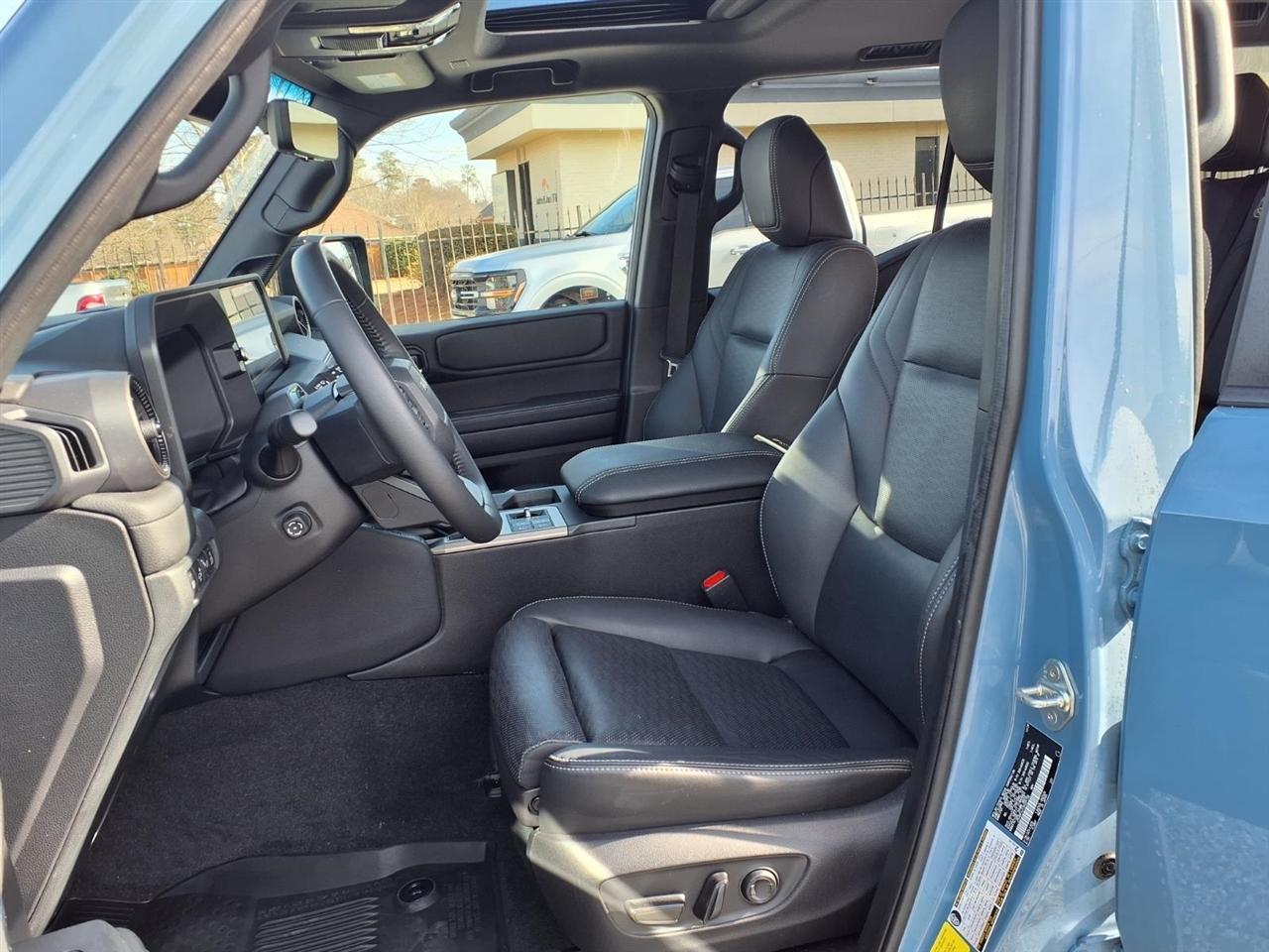 Toyota Land Cruiser  2025