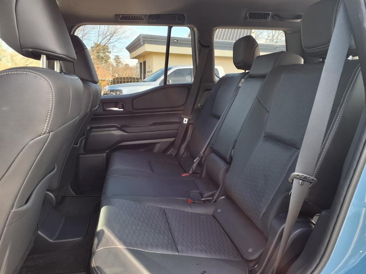 Toyota Land Cruiser  2025