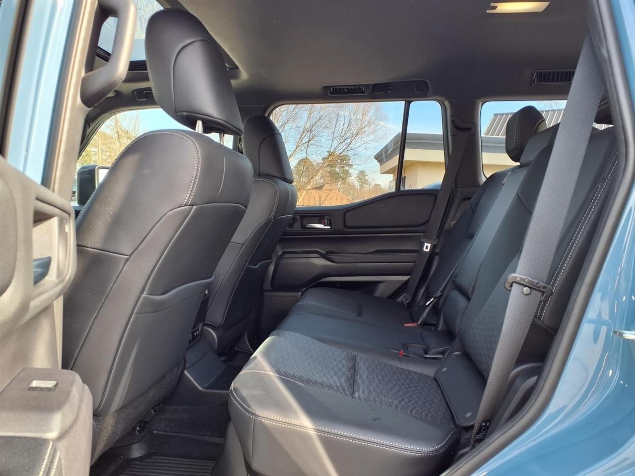 Toyota Land Cruiser  2025