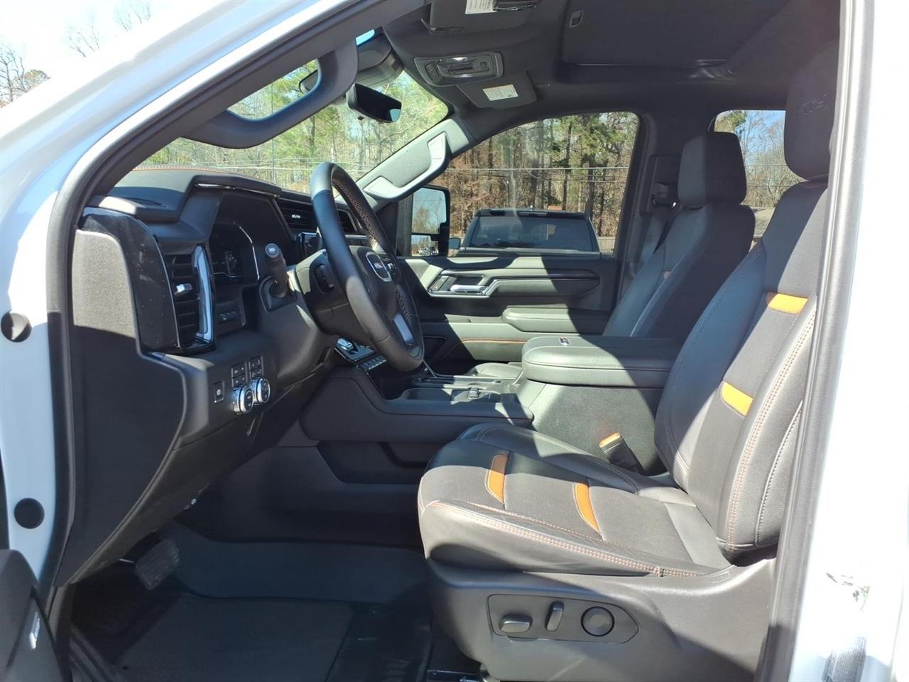 GMC Sierra 2500HD  2025