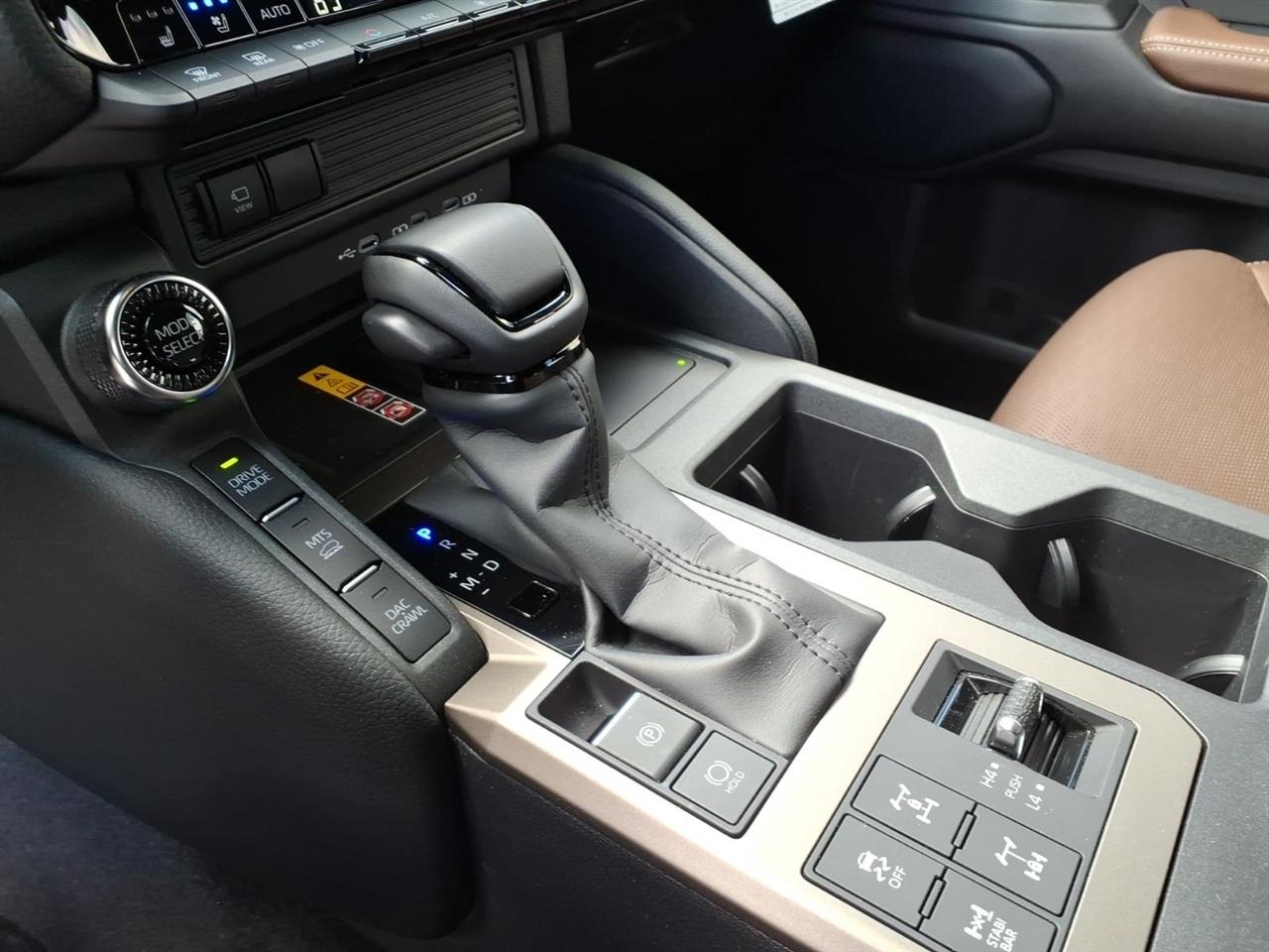 Toyota Land Cruiser  2026