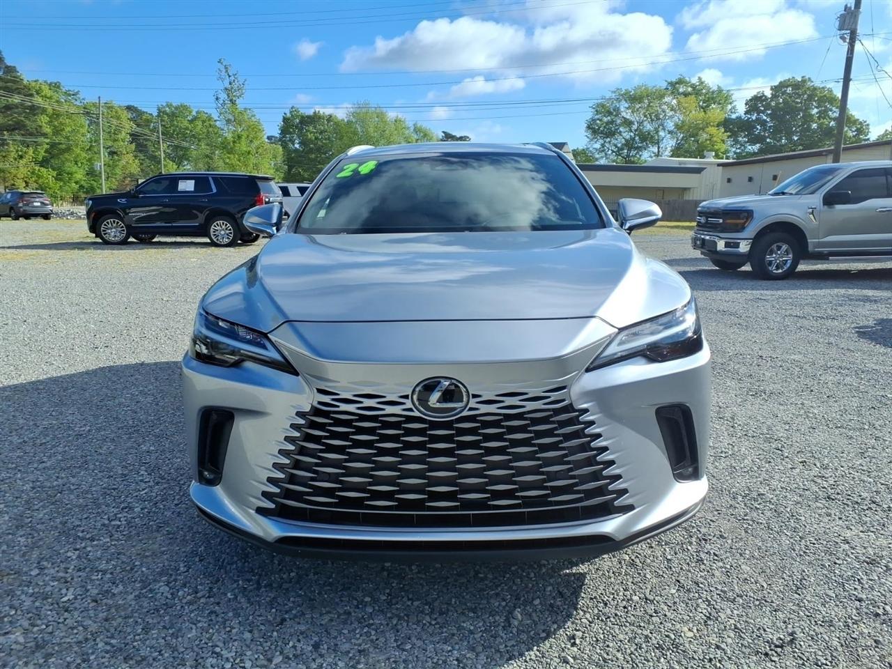 Lexus RX  2024