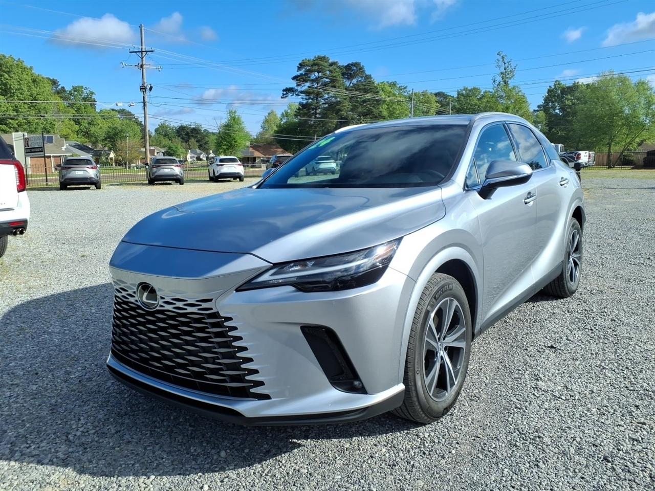 Lexus RX  2024