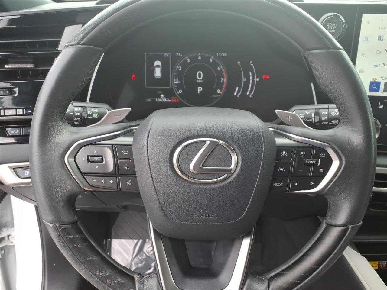 Lexus RX  2024