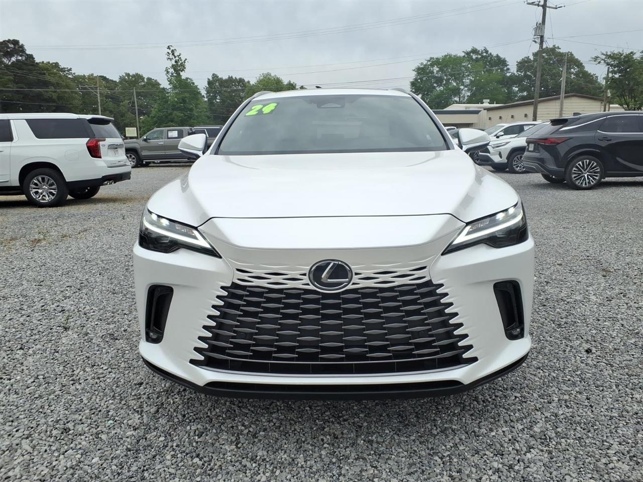 Lexus RX  2024