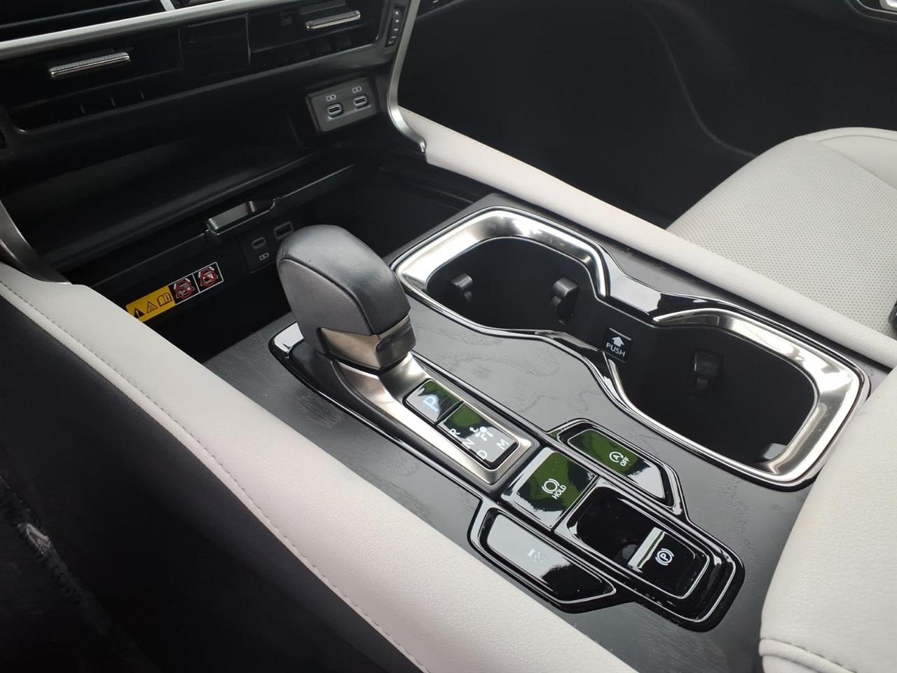 Lexus RX  2024