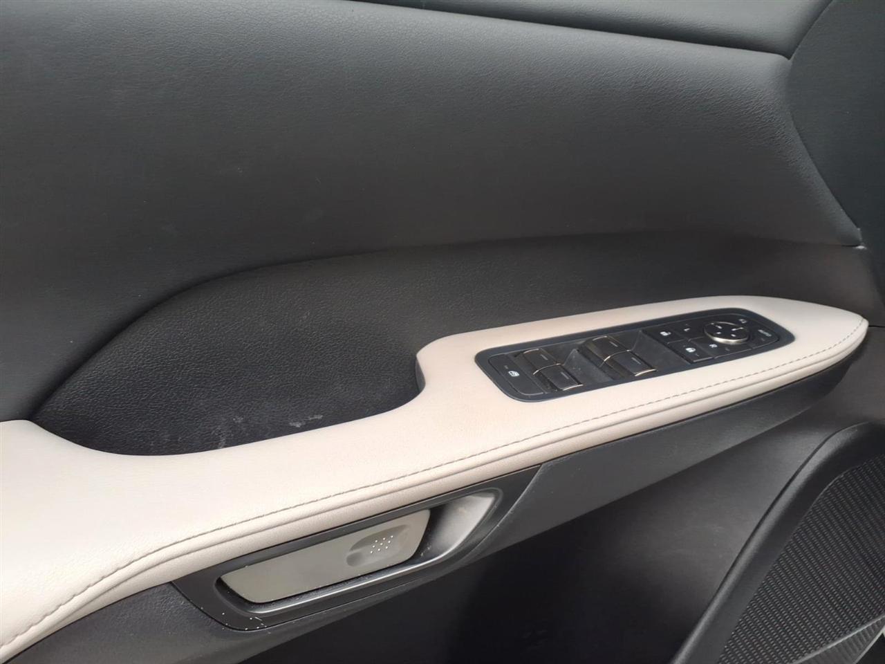 Lexus RX  2024
