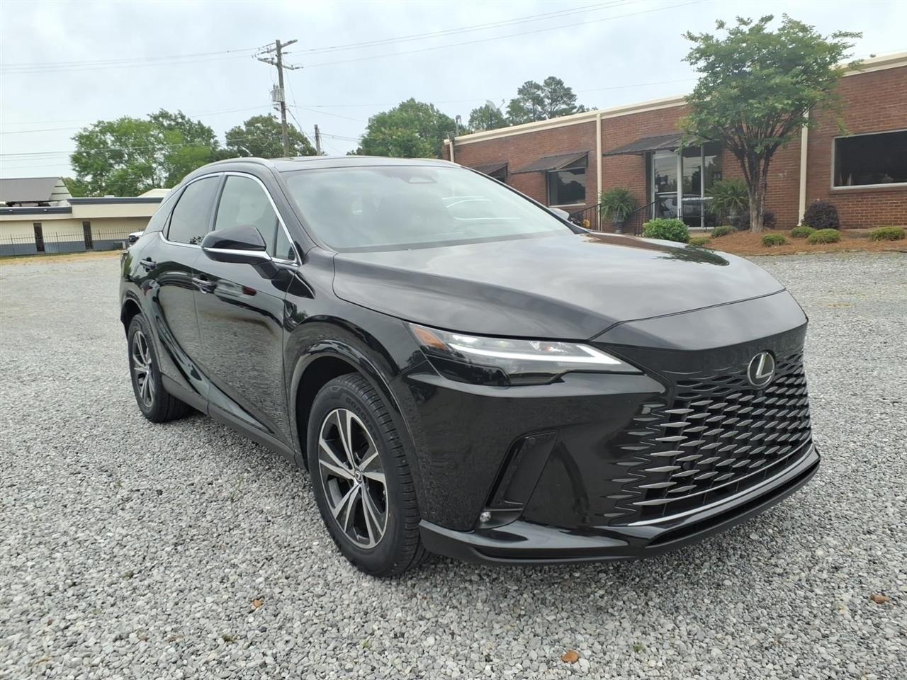 Lexus RX  2024