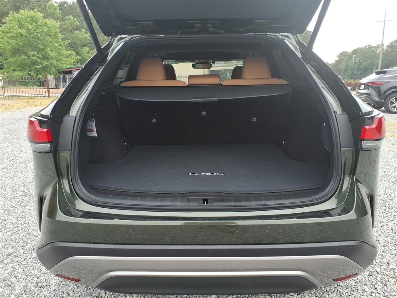 Lexus RX  2025