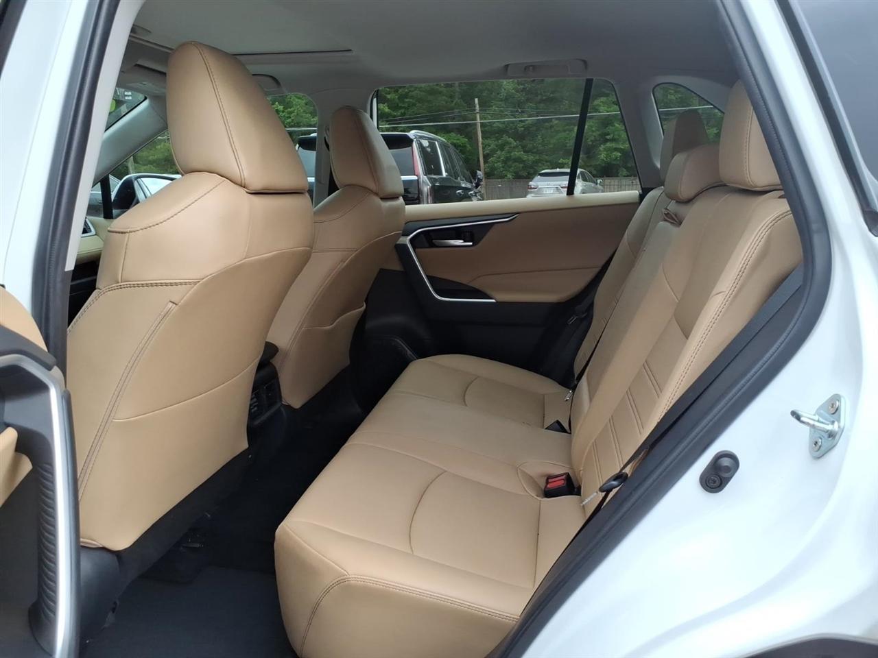 Toyota RAV4  2023
