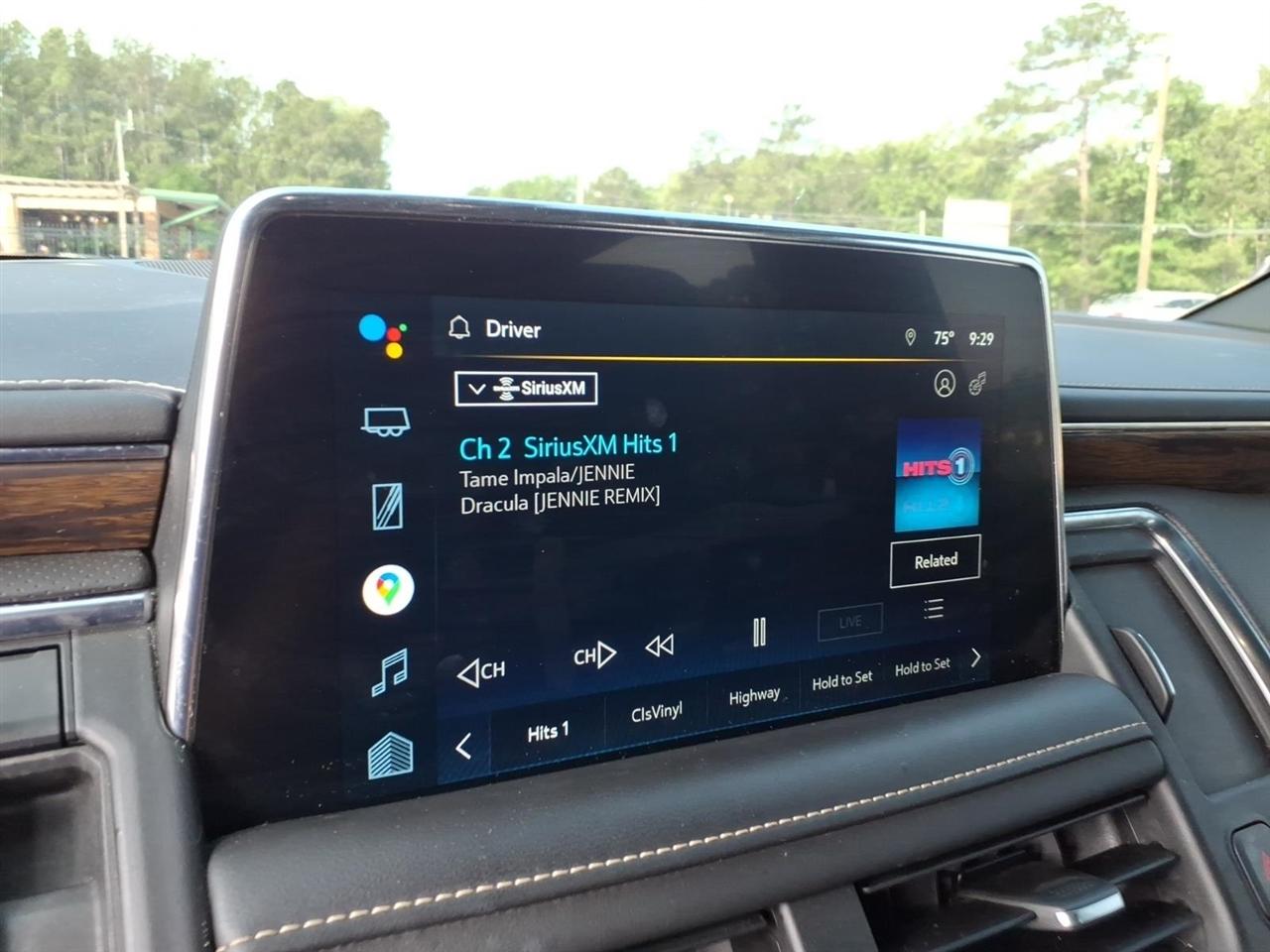 Chevrolet Suburban  2022