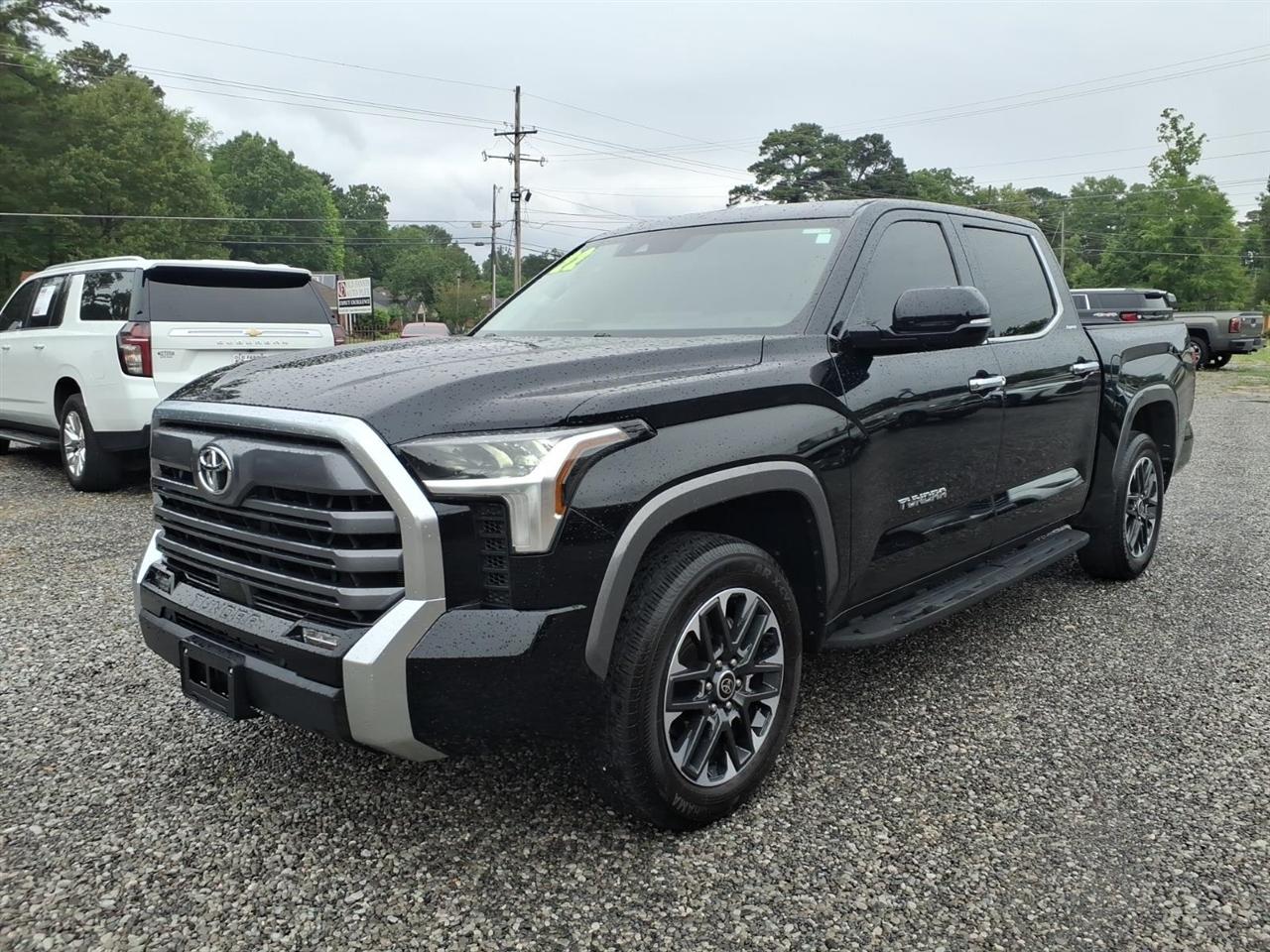 Toyota Tundra  2022