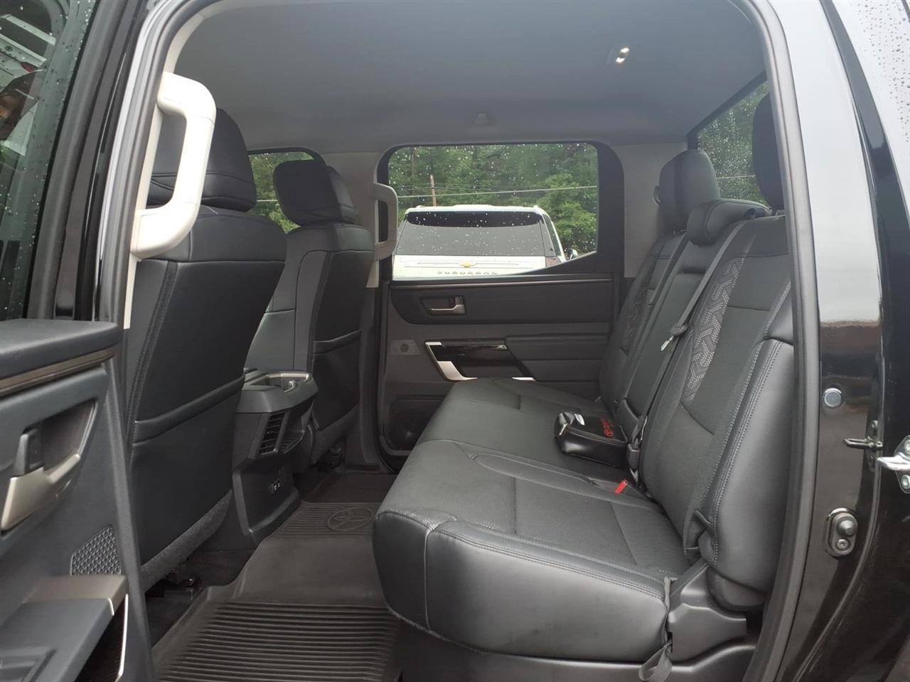 Toyota Tundra  2022