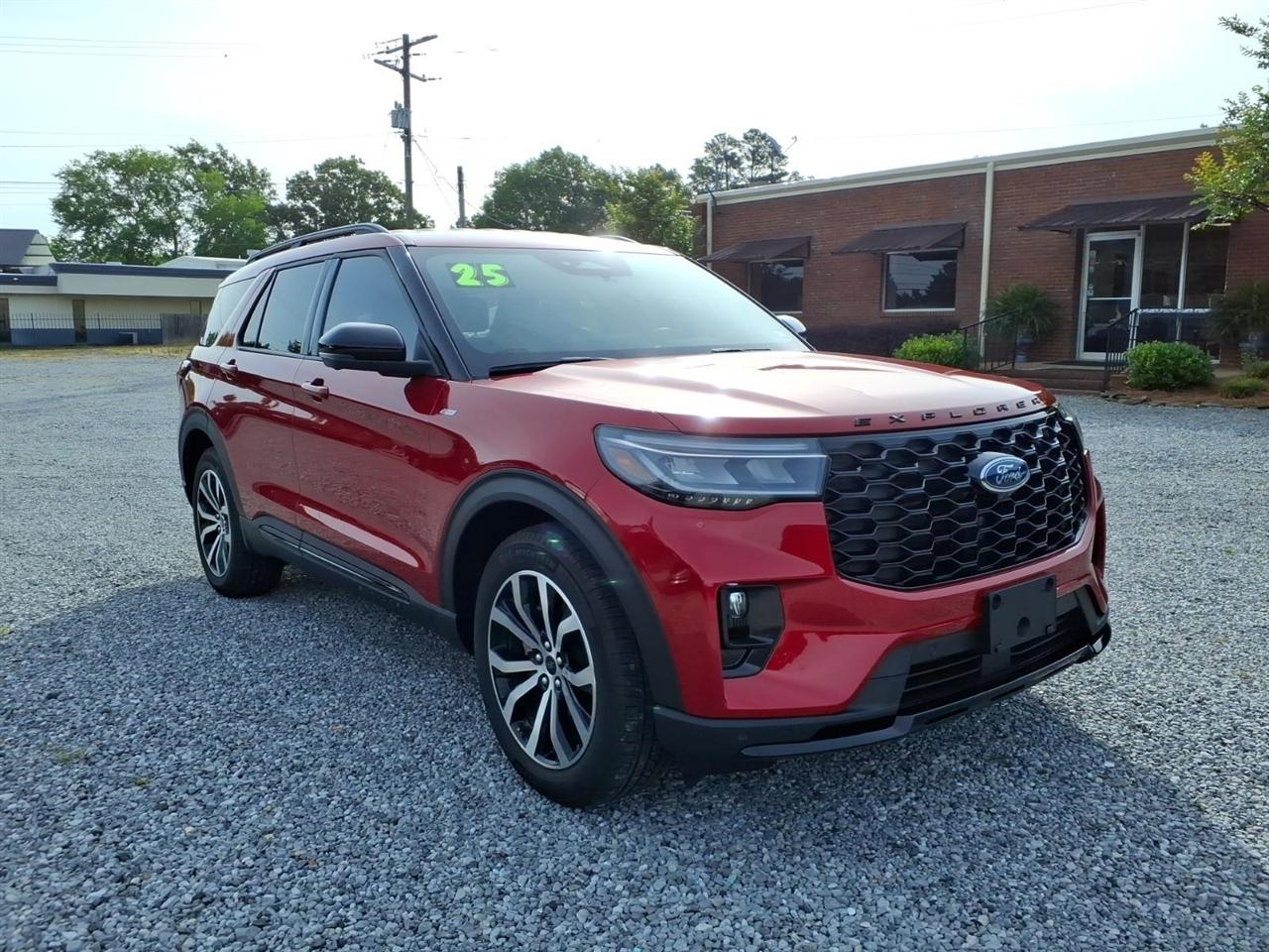 Ford Explorer  2025