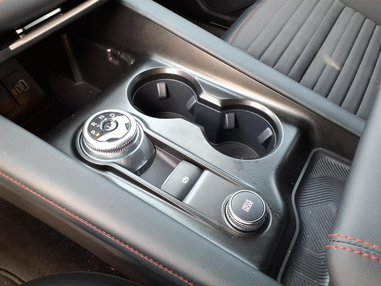 Ford Explorer  2025