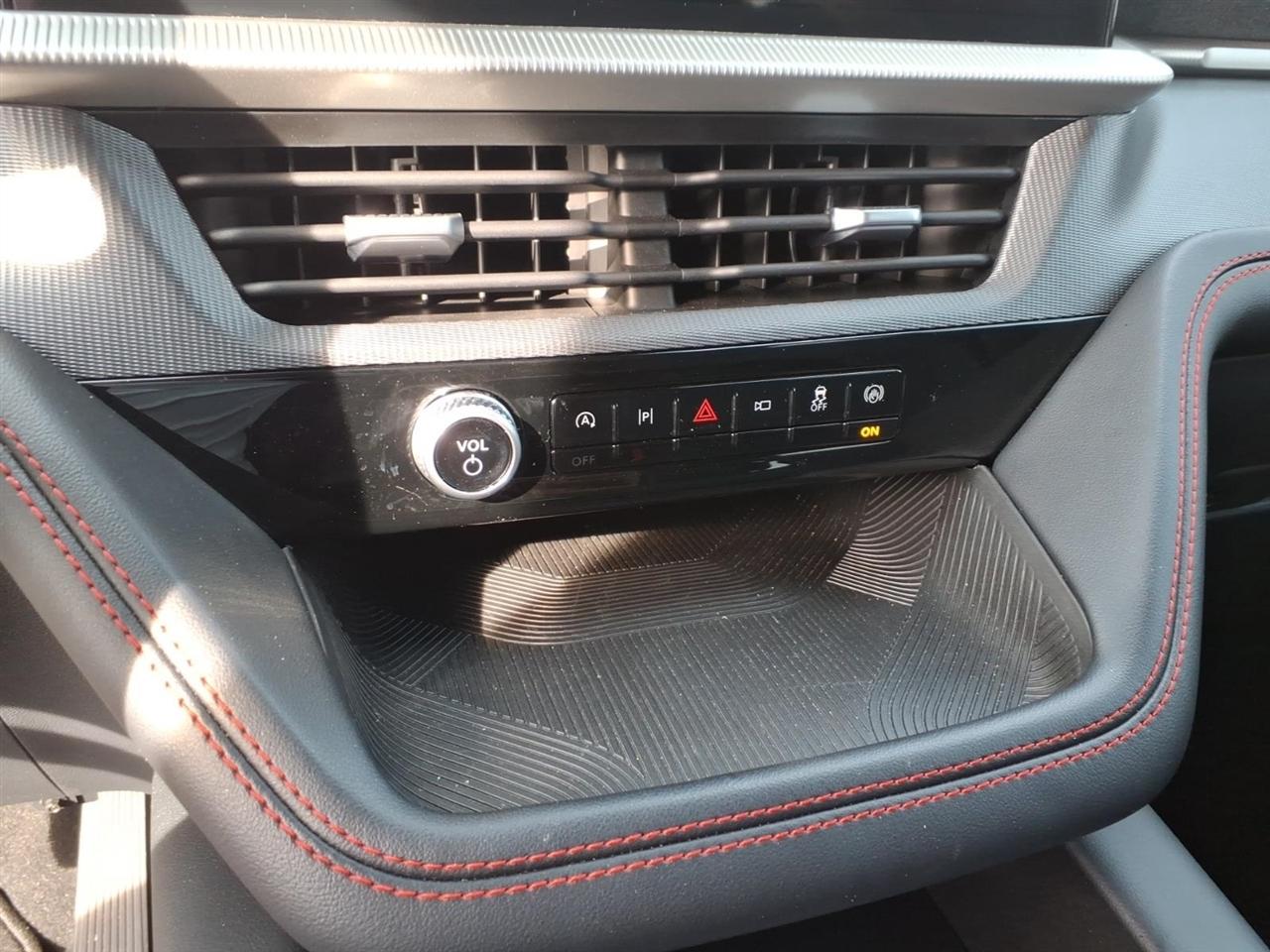 Ford Explorer  2025