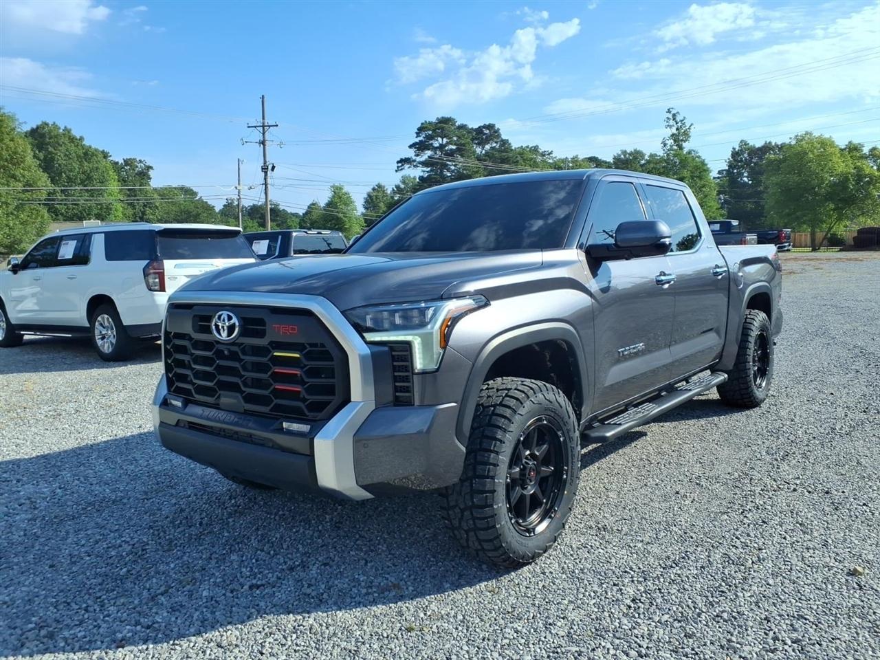 Toyota Tundra  2023