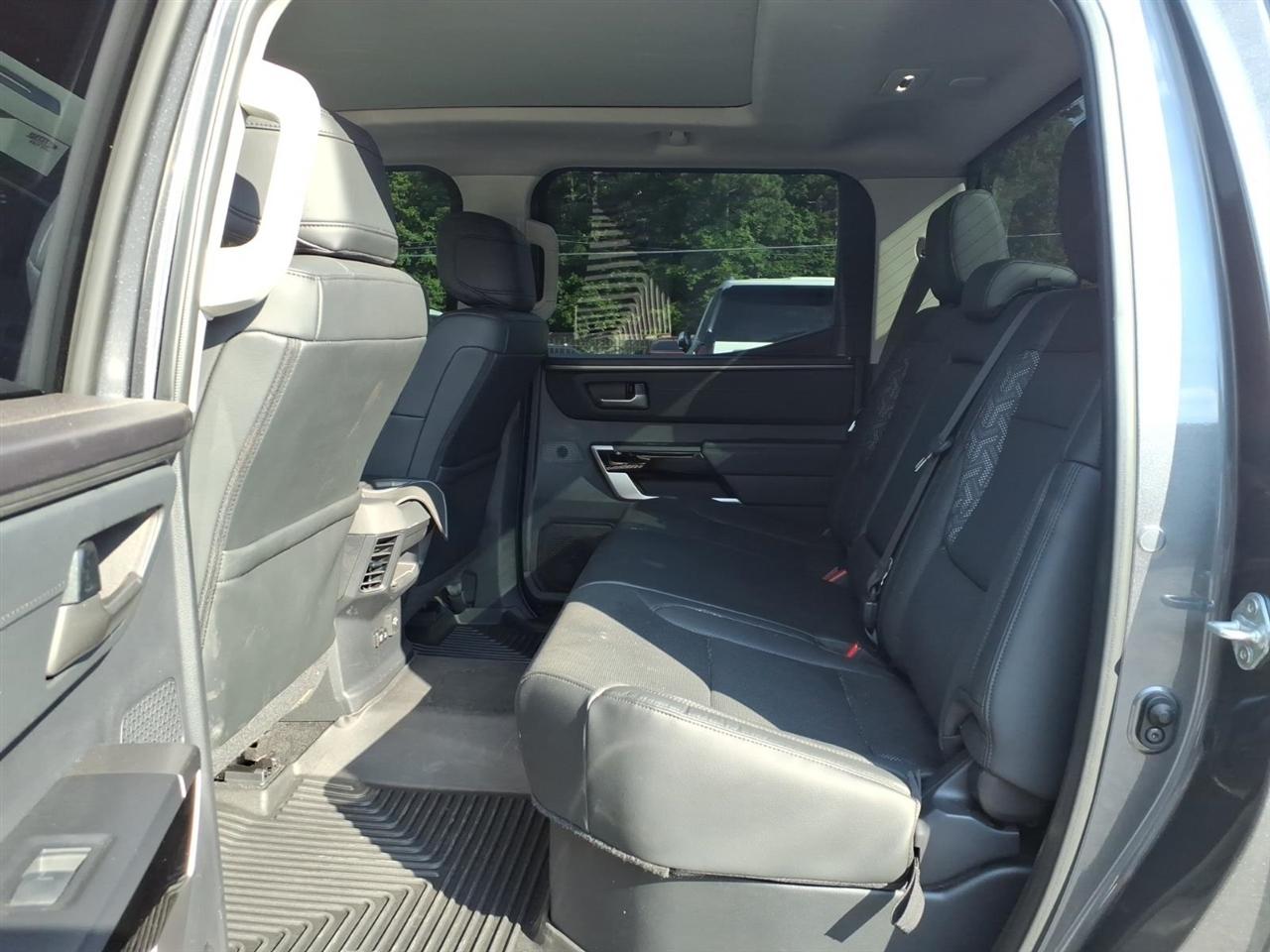 Toyota Tundra  2023