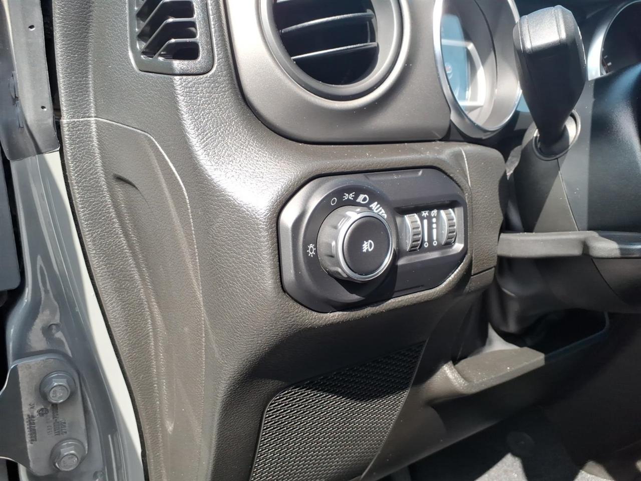 Jeep Wrangler  2022