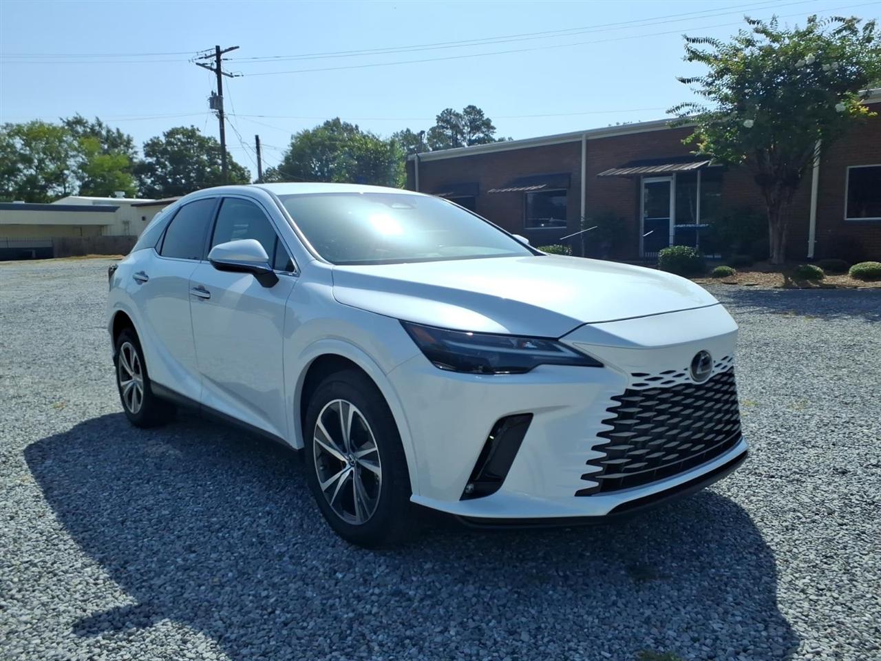 Lexus RX  2024