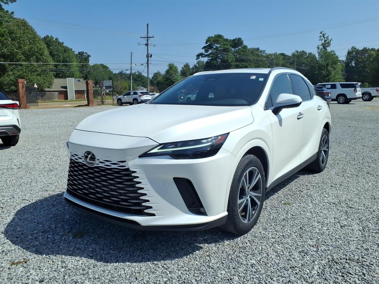 Lexus RX  2024