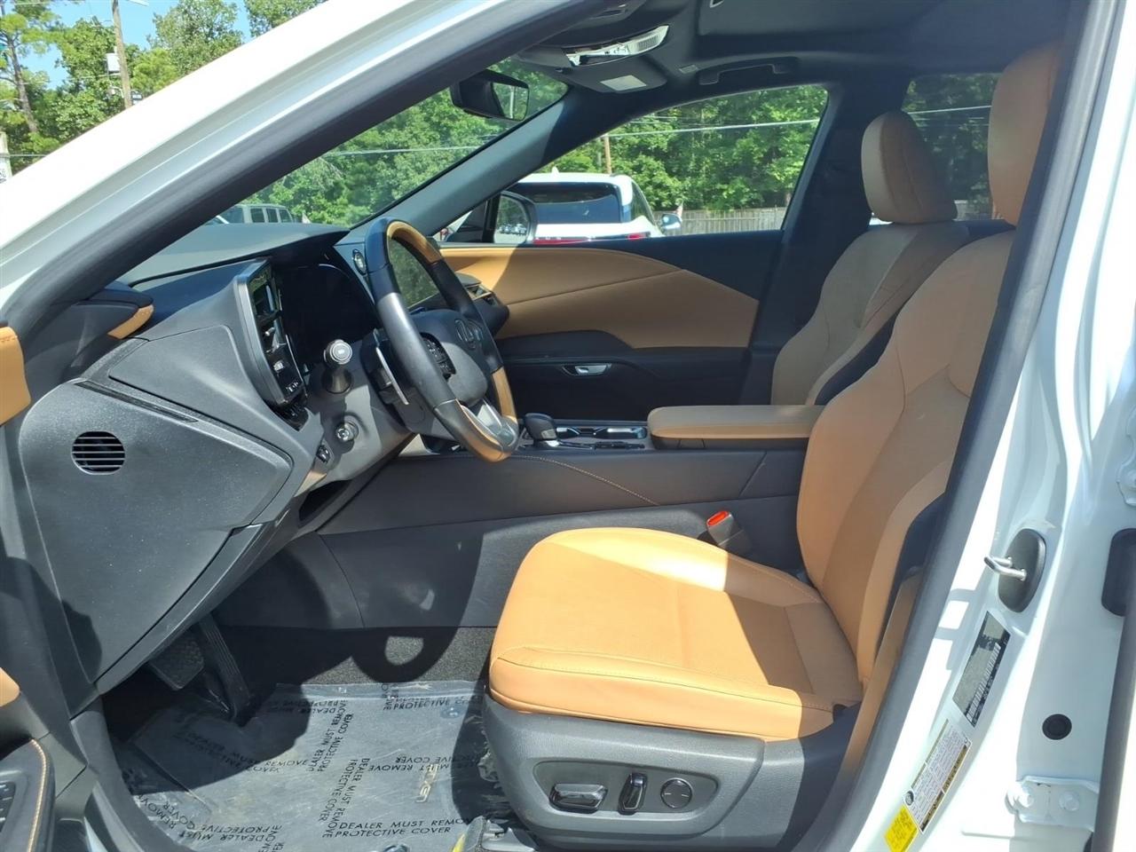 Lexus RX  2024