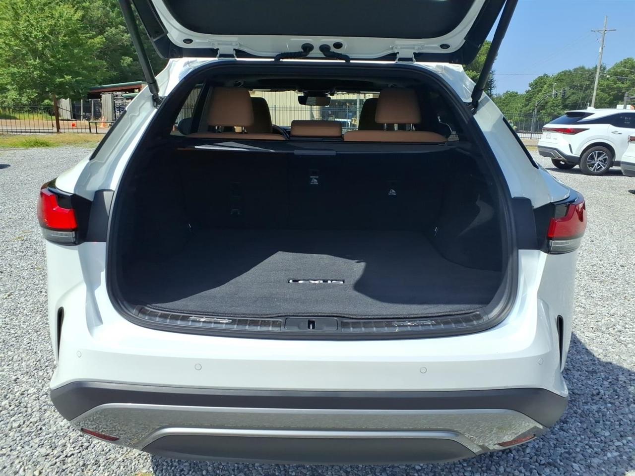Lexus RX  2024