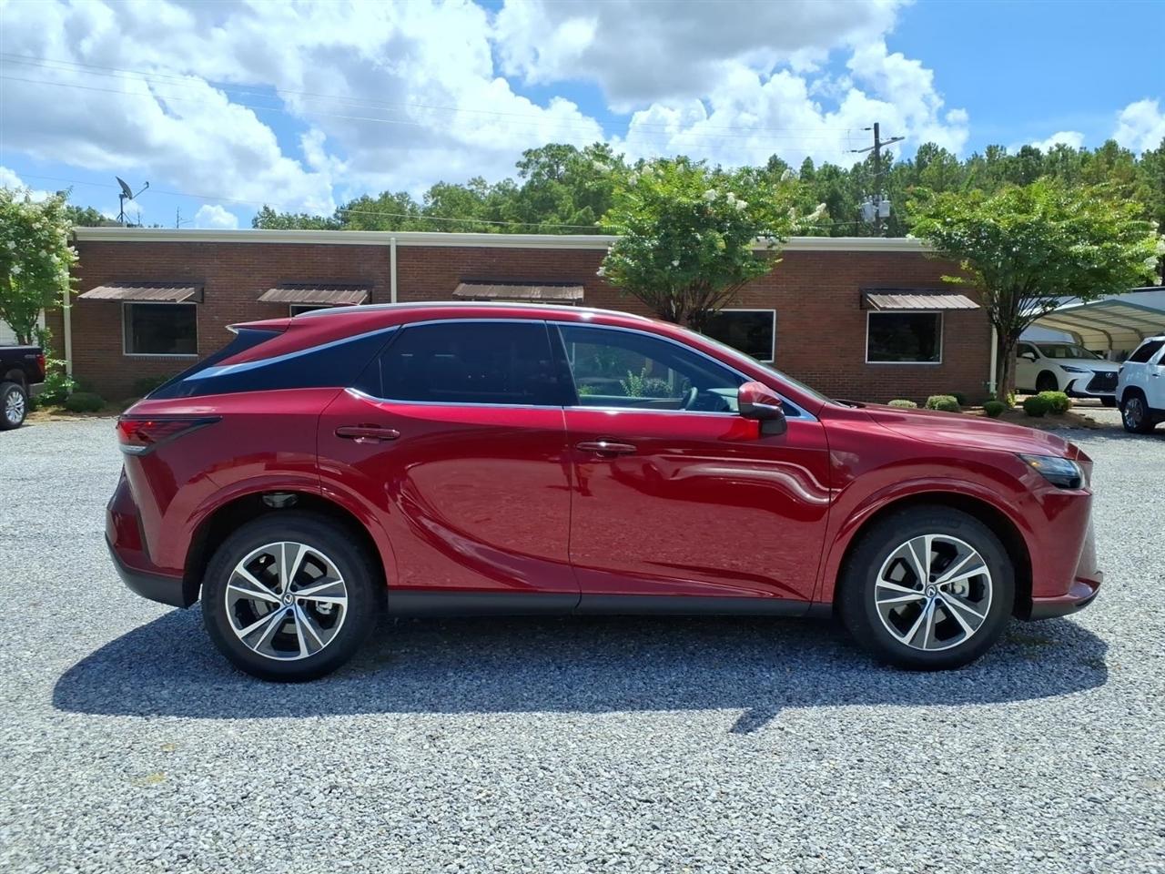 Lexus RX  2025