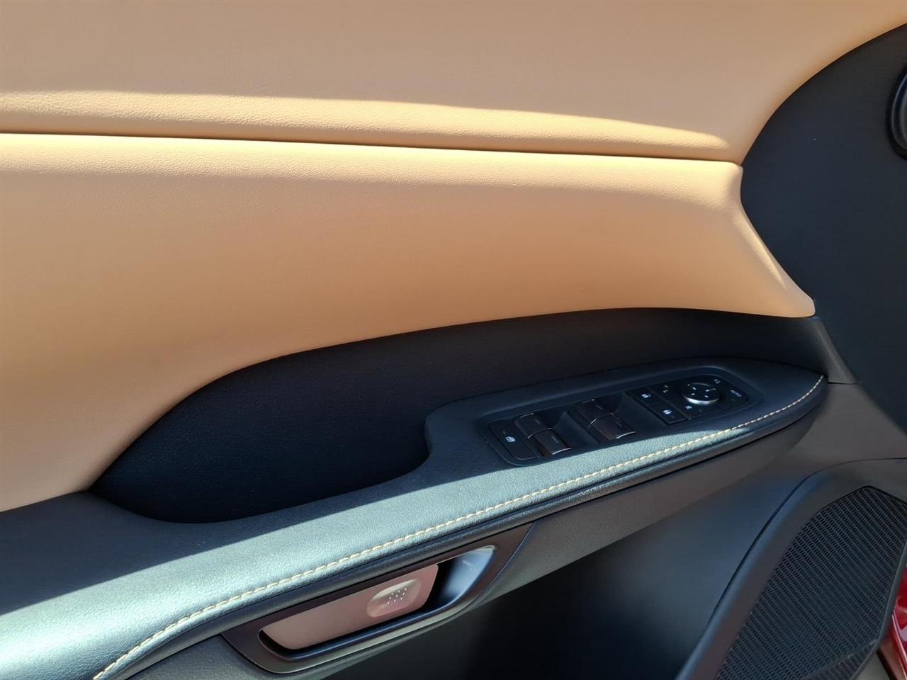 Lexus RX  2025