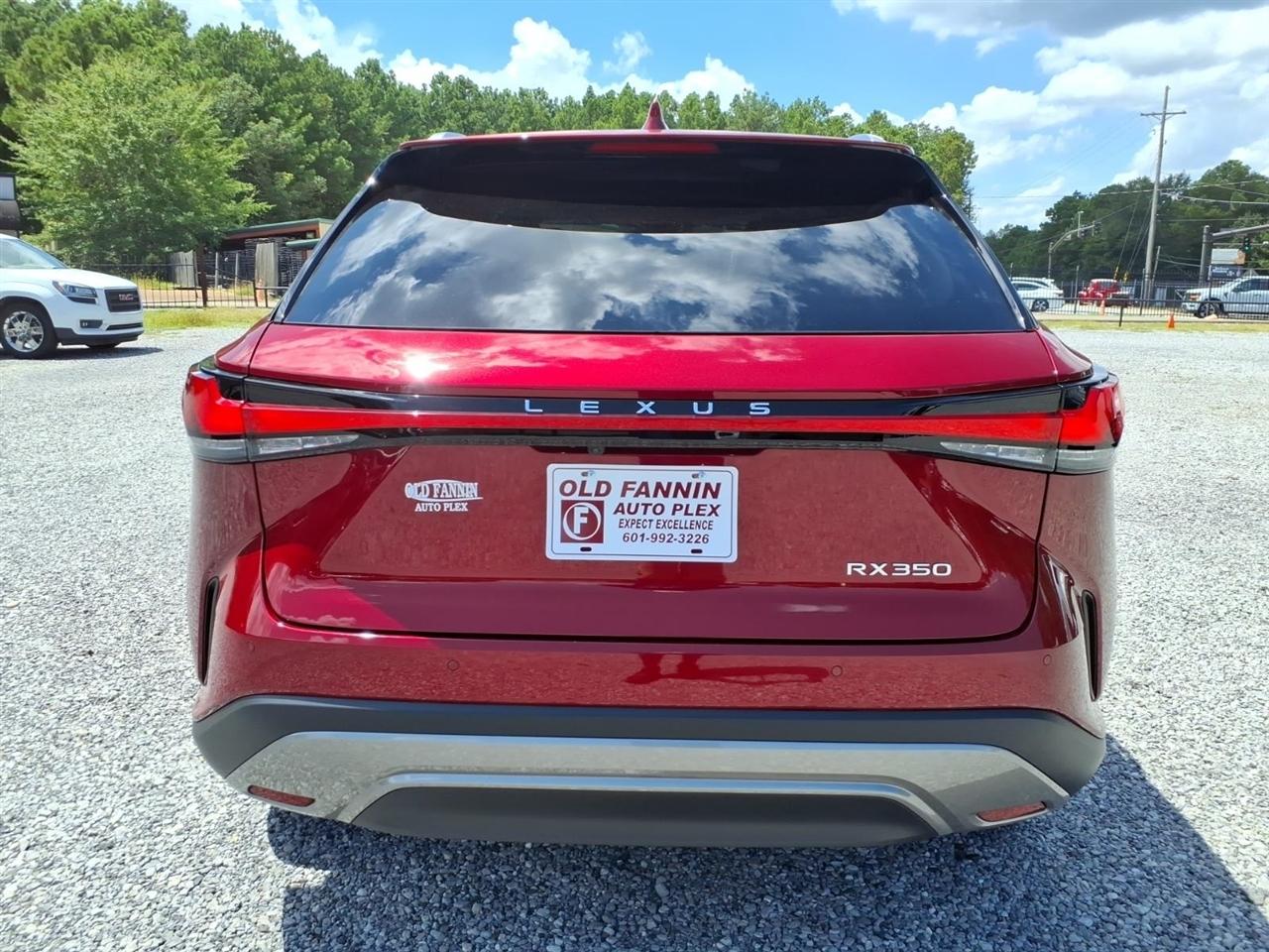 Lexus RX  2025