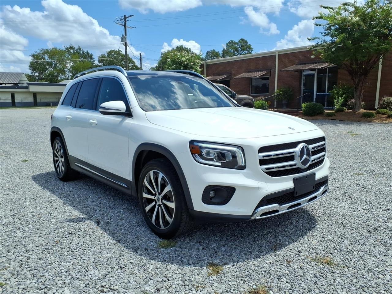 Mercedes-Benz GLB-Class  2023