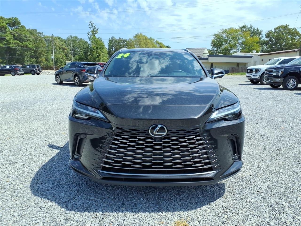 Lexus RX  2024