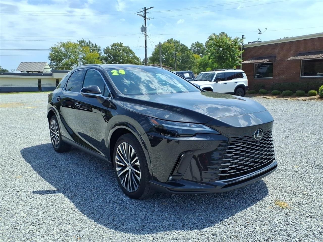 Lexus RX  2024