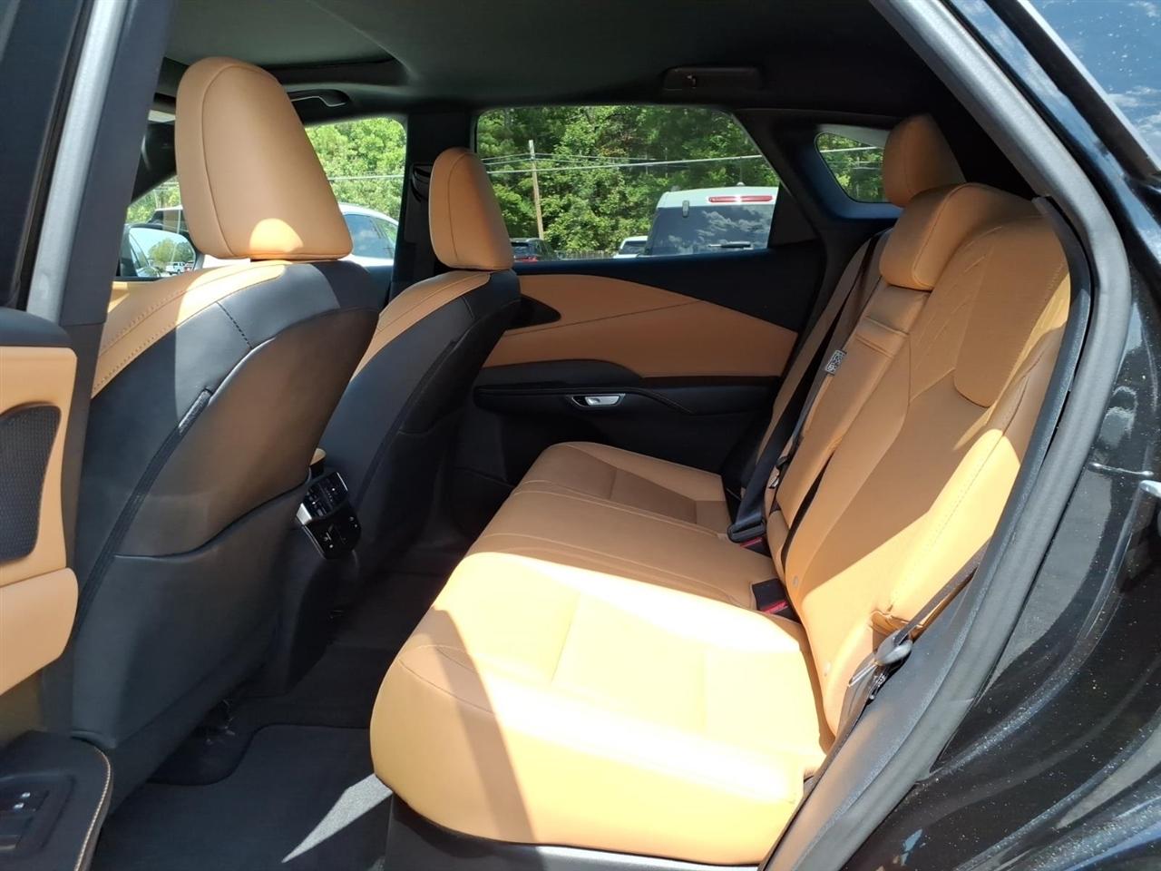 Lexus RX  2024