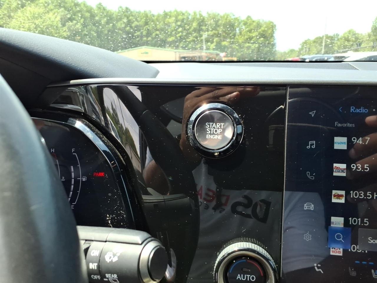 Lexus NX  2024