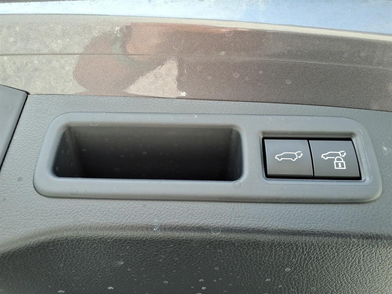 Lexus RX  2025