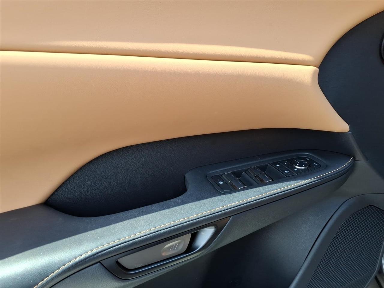 Lexus RX  2025